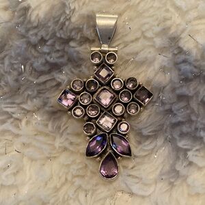 Amethyst Gemstone Pendant, beautiful and chic!💜💜💜